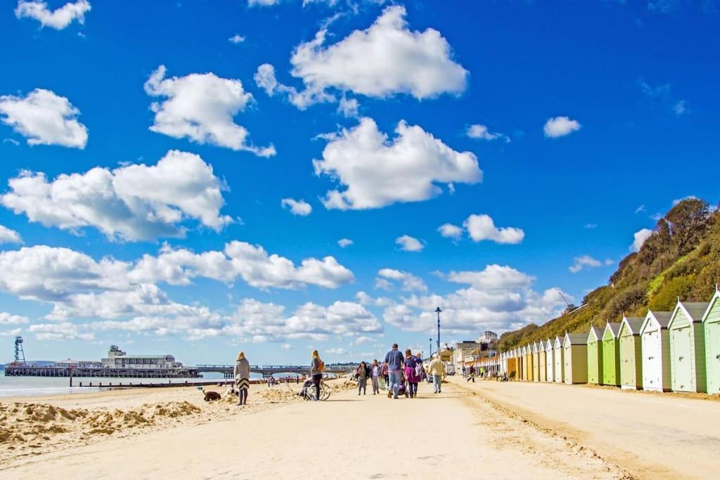On The Beach Retreat 伯恩茅斯 外观 照片